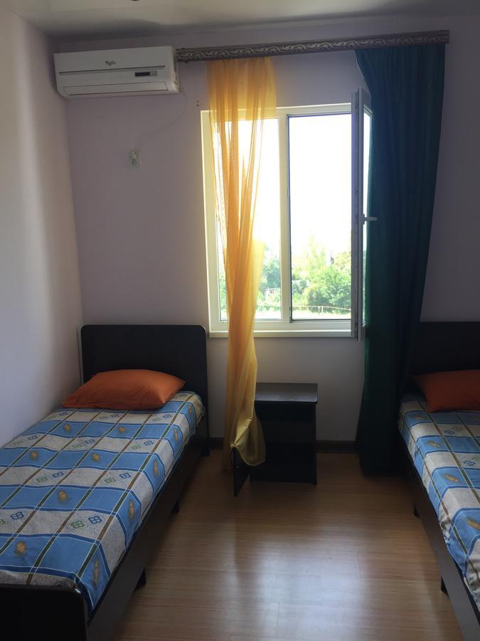Guest House On Gagarina Varvara10 New Athos Exterior foto