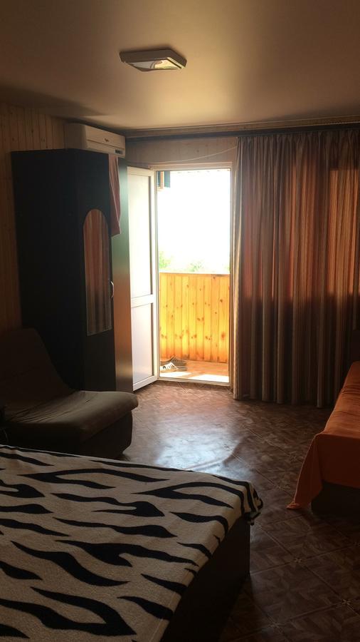 Guest House On Gagarina Varvara10 New Athos Exterior foto