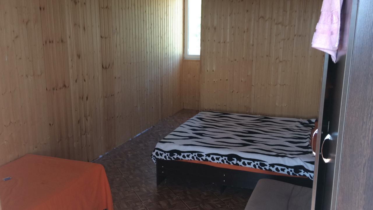 Guest House On Gagarina Varvara10 New Athos Exterior foto